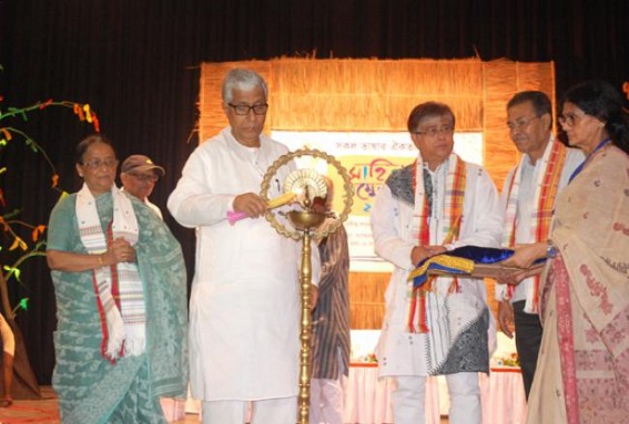 3 day long seminar on literature begins at Rabindra Bhawan 3 day long seminar on literature begins at Rabindra Bhawan